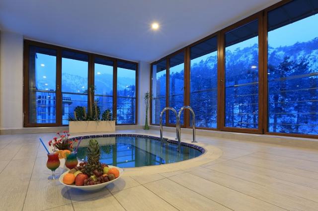 Çam Thermal Hotel